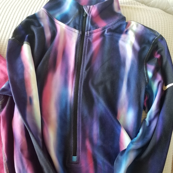 Nike Half Zip Bundle of 2! - Picture 2 of 7